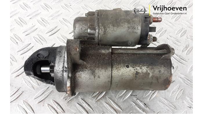 Gebruikte Startmotor Opel Vectra C Caravan 2.2 DIG 16V Prijs € 30,00 Margeregeling aangeboden door Autodemontage Vrijhoeven B.V.