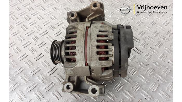 Gebruikte Dynamo Opel Vectra C Caravan 2.2 DIG 16V Prijs € 40,00 Margeregeling aangeboden door Autodemontage Vrijhoeven B.V.