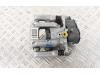 Opel Astra L (F3/FB/FM/FP) 1.2 Turbo 130 12V Remklauw (Tang) links-achter