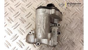 Gebruikte EGR Klep Opel Vectra C Caravan 2.2 DIG 16V Prijs € 75,00 Margeregeling aangeboden door Autodemontage Vrijhoeven B.V.