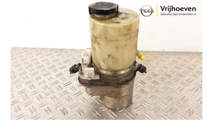 Gebruikte Servopomp Opel Vectra C Caravan 2.2 DIG 16V Prijs € 75,00 Margeregeling aangeboden door Autodemontage Vrijhoeven B.V.