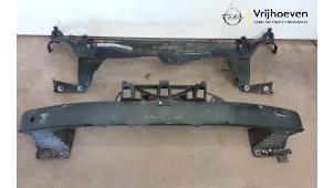 Gebruikte Frontpaneel Opel Zafira (M75) 1.9 CDTI Prijs € 100,00 Margeregeling aangeboden door Autodemontage Vrijhoeven B.V.