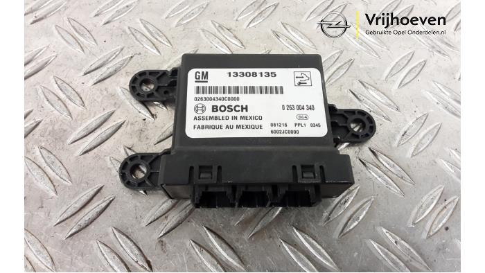 Gebruikte PDC Module Opel Insignia Sports Tourer 2.0 Turbo 16V Ecotec Prijs € 35,00 Margeregeling aangeboden door Autodemontage Vrijhoeven B.V.