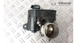 Gebruikte Gasklephuis Opel Crossland (X) 1.2 Turbo 12V Euro 6 Prijs € 40,00 Margeregeling aangeboden door Autodemontage Vrijhoeven B.V.