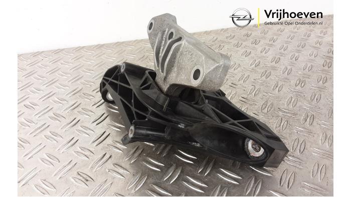 Motorsteun van een Opel Combo Cargo 1.6 CDTI 75 2019