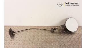 Gebruikte Tank Klep Opel Combo 1.3 CDTI 16V ecoFlex Prijs € 40,00 Margeregeling aangeboden door Autodemontage Vrijhoeven B.V.