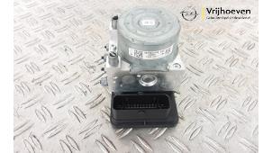 Gebruikte ABS Pomp Opel Corsa F (UB/UH/UP) 1.5 CDTI 100 Prijs € 200,00 Margeregeling aangeboden door Autodemontage Vrijhoeven B.V.