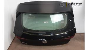 Gebruikte Achterklep Opel Astra K 1.6 SIDI Eco Turbo 16V Prijs € 200,00 Margeregeling aangeboden door Autodemontage Vrijhoeven B.V.