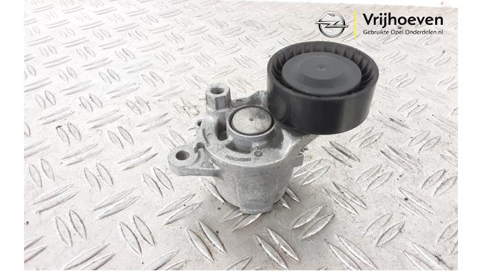 Gebruikte Spanner multiriem Opel Corsa F (UB/UH/UP) 1.5 CDTI 100 Prijs € 25,00 Margeregeling aangeboden door Autodemontage Vrijhoeven B.V.