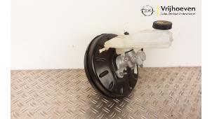 Gebruikte Rembol Opel Corsa F (UB/UH/UP) 1.5 CDTI 100 Prijs € 75,00 Margeregeling aangeboden door Autodemontage Vrijhoeven B.V.