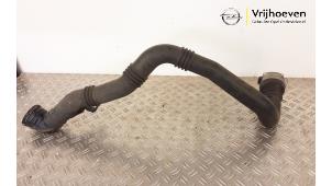 Gebruikte Intercooler Buis Opel Astra K 1.6 SIDI Eco Turbo 16V Prijs € 40,00 Margeregeling aangeboden door Autodemontage Vrijhoeven B.V.