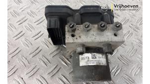 Gebruikte ABS Pomp Opel Astra K 1.6 SIDI Eco Turbo 16V Prijs € 125,00 Margeregeling aangeboden door Autodemontage Vrijhoeven B.V.