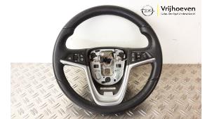Gebruikte Stuurwiel Opel Astra J GTC (PD2/PF2) 1.6 Turbo 16V Prijs € 100,00 Margeregeling aangeboden door Autodemontage Vrijhoeven B.V.