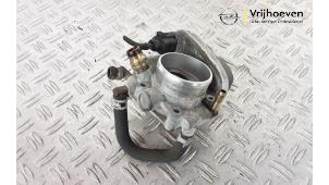 Gebruikte Gasklephuis Opel Astra H Twin Top (L67) 1.8 16V Prijs € 30,00 Margeregeling aangeboden door Autodemontage Vrijhoeven B.V.