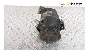 Gebruikte Aircopomp Opel Astra H Twin Top (L67) 1.8 16V Prijs € 150,00 Margeregeling aangeboden door Autodemontage Vrijhoeven B.V.