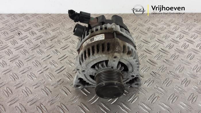 Gebruikte Dynamo Opel Grandland (X) 1.2 Turbo 12V Prijs € 75,00 Margeregeling aangeboden door Autodemontage Vrijhoeven B.V.