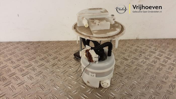 Gebruikte Brandstofpomp Elektrisch Opel Grandland (X) 1.2 Turbo 12V Prijs € 115,00 Margeregeling aangeboden door Autodemontage Vrijhoeven B.V.