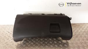 Gebruikte Dashboardkastje Opel Meriva 1.4 16V Ecotec Prijs € 50,00 Margeregeling aangeboden door Autodemontage Vrijhoeven B.V.