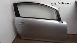 Gebruikte Deur 2Deurs rechts Opel Corsa D 1.6i GSI 16V Turbo Prijs € 60,00 Margeregeling aangeboden door Autodemontage Vrijhoeven B.V.