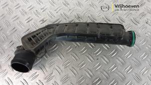 Gebruikte Intercooler Buis Opel Grandland (X) 1.2 Turbo 12V Prijs € 25,00 Margeregeling aangeboden door Autodemontage Vrijhoeven B.V.