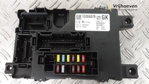 Gebruikte BCM Opel Corsa D 1.6i GSI 16V Turbo Prijs € 60,00 Margeregeling aangeboden door Autodemontage Vrijhoeven B.V.