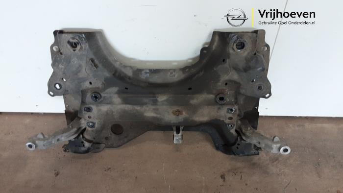 Subframe van een Opel Grandland (X) 1.2 Turbo 12V 2019