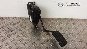 Gebruikte Gaspedaal Opel Vivaro 1.9 DI Prijs € 50,00 Margeregeling aangeboden door Autodemontage Vrijhoeven B.V.