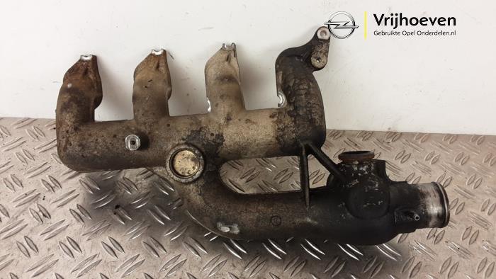 Inlaatspruitstuk van een Opel Vivaro 1.9 DI 2006