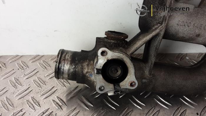 Inlaatspruitstuk van een Opel Vivaro 1.9 DI 2006