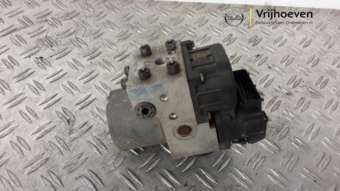 Gebruikte ABS Pomp Opel Meriva (A) 1.6 16V Prijs € 35,00 Margeregeling aangeboden door Autodemontage Vrijhoeven B.V.