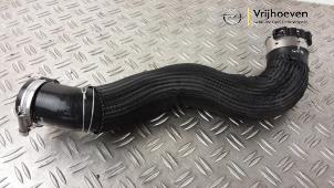Gebruikte Turboslang Opel Astra L (F3/FB/FM/FP) 1.6 Plug-in Hybrid Turbo 16V Prijs € 55,00 Margeregeling aangeboden door Autodemontage Vrijhoeven B.V.