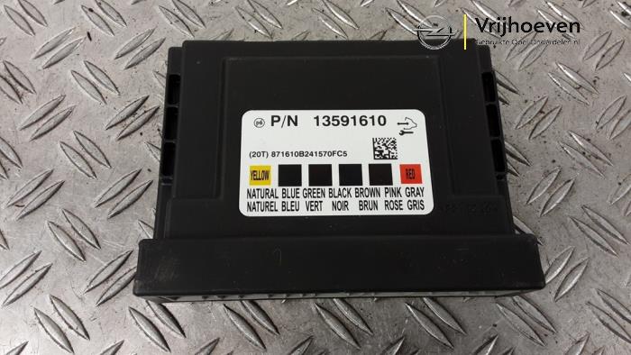 Gebruikte Bodycontrol Module Opel Adam 1.2 16V Prijs € 80,00 Margeregeling aangeboden door Autodemontage Vrijhoeven B.V.