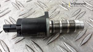 Gebruikte Nokkenas Verstelling Opel Crossland (X) 1.2 Turbo 12V Prijs € 20,00 Margeregeling aangeboden door Autodemontage Vrijhoeven B.V.