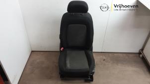 Gebruikte Voorstoel links Opel Antara (LA6) 2.4 16V 4x4 Prijs € 125,00 Margeregeling aangeboden door Autodemontage Vrijhoeven B.V.