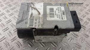 Gebruikte ABS Pomp Opel Signum (F48) 3.2 V6 24V Prijs € 30,00 Margeregeling aangeboden door Autodemontage Vrijhoeven B.V.
