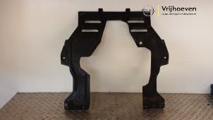 Gebruikte Motor Beschermplaat Opel Mokka/Mokka X 1.4 Turbo 16V 4x2 Prijs € 50,00 Margeregeling aangeboden door Autodemontage Vrijhoeven B.V.