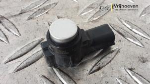 Gebruikte PDC Sensor Opel Mokka/Mokka X 1.4 Turbo 16V 4x2 Prijs € 15,00 Margeregeling aangeboden door Autodemontage Vrijhoeven B.V.