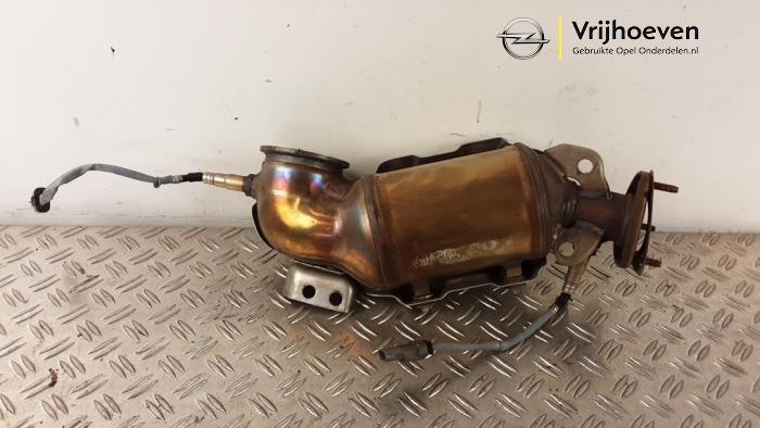 Gebruikte Katalysator Opel Astra K Sports Tourer 1.0 Turbo 12V Prijs € 250,00 Margeregeling aangeboden door Autodemontage Vrijhoeven B.V.