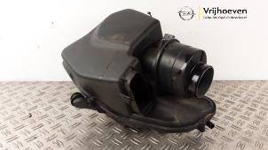 Gebruikte Luchtfilterhuis Opel Astra K Sports Tourer 1.0 Turbo 12V Prijs € 60,00 Margeregeling aangeboden door Autodemontage Vrijhoeven B.V.