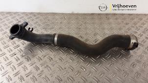 Gebruikte Intercooler Slang Opel Meriva 1.3 CDTI 16V Prijs € 40,00 Margeregeling aangeboden door Autodemontage Vrijhoeven B.V.