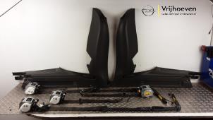 Gebruikte Gordelspanner Set Opel Astra K Sports Tourer 1.6 CDTI 136 16V Prijs € 450,00 Margeregeling aangeboden door Autodemontage Vrijhoeven B.V.