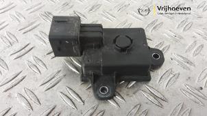 Gebruikte Start/Stop relais Opel Grandland (X) 1.2 Turbo 12V Prijs € 50,00 Margeregeling aangeboden door Autodemontage Vrijhoeven B.V.