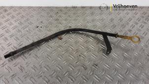 Gebruikte Olie Peilstok Opel Zafira (M75) 1.8 16V Ecotec Prijs € 15,00 Margeregeling aangeboden door Autodemontage Vrijhoeven B.V.