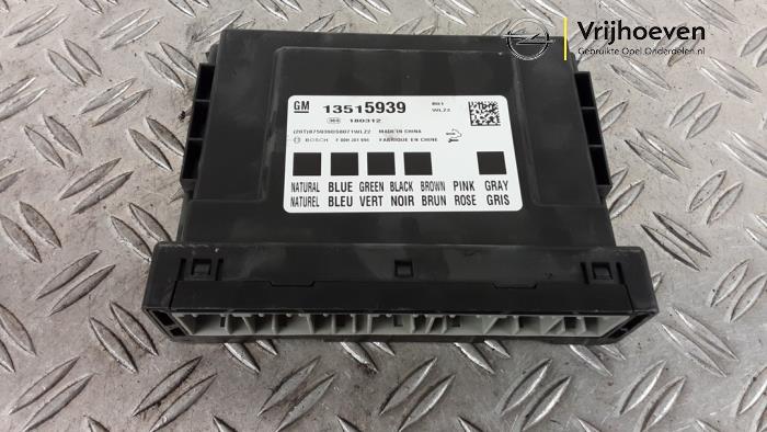 Gebruikte Computer Body Control Opel Corsa E 1.4 16V Prijs € 80,00 Margeregeling aangeboden door Autodemontage Vrijhoeven B.V.