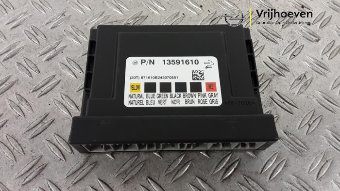 Gebruikte Module Bodycontrol Opel Adam 1.2 16V Prijs € 80,00 Margeregeling aangeboden door Autodemontage Vrijhoeven B.V.