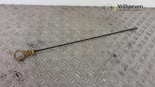 Gebruikte Olie Peilstok Opel Combo Cargo 1.6 CDTI 75 Prijs € 15,00 Inclusief btw aangeboden door Autodemontage Vrijhoeven B.V.