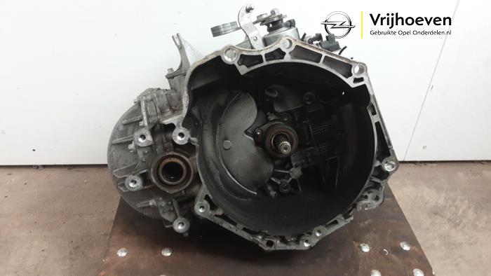 Gebruikte Versnellingsbak Opel Zafira Tourer (P12) 1.6 SIDI Eco Turbo 16V Prijs € 450,00 Margeregeling aangeboden door Autodemontage Vrijhoeven B.V.