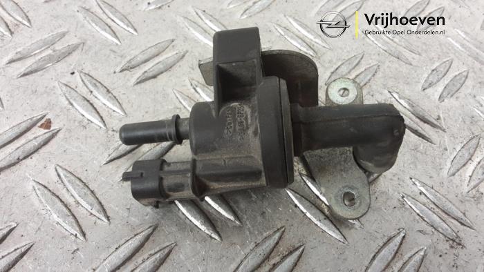 Gebruikte Evap klep Opel Meriva (B) 1.4 16V Ecotec Prijs € 30,00 Margeregeling aangeboden door Autodemontage Vrijhoeven B.V.