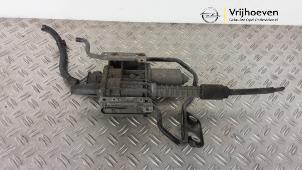 Gebruikte Handrem motor Opel Zafira Tourer (P12) 1.6 SIDI Eco Turbo 16V Prijs € 100,00 Margeregeling aangeboden door Autodemontage Vrijhoeven B.V.