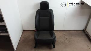 Gebruikte Voorstoel links Opel Astra J GTC (PD2/PF2) 2.0 CDTI 16V ecoFLEX Prijs € 75,00 Margeregeling aangeboden door Autodemontage Vrijhoeven B.V.